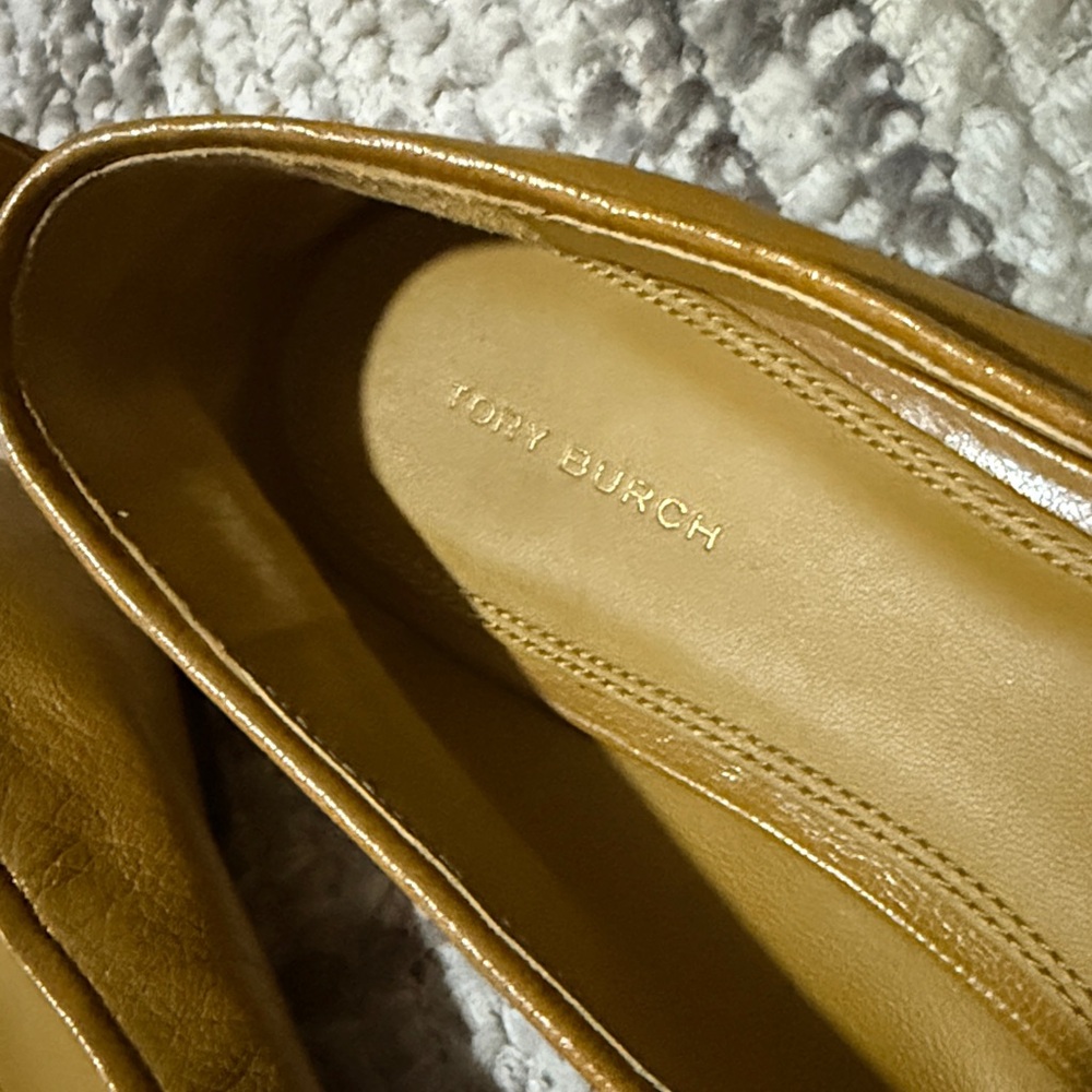 Tory Burch Mustard Yellow Leather Logo Flats - Picture 2 of 6